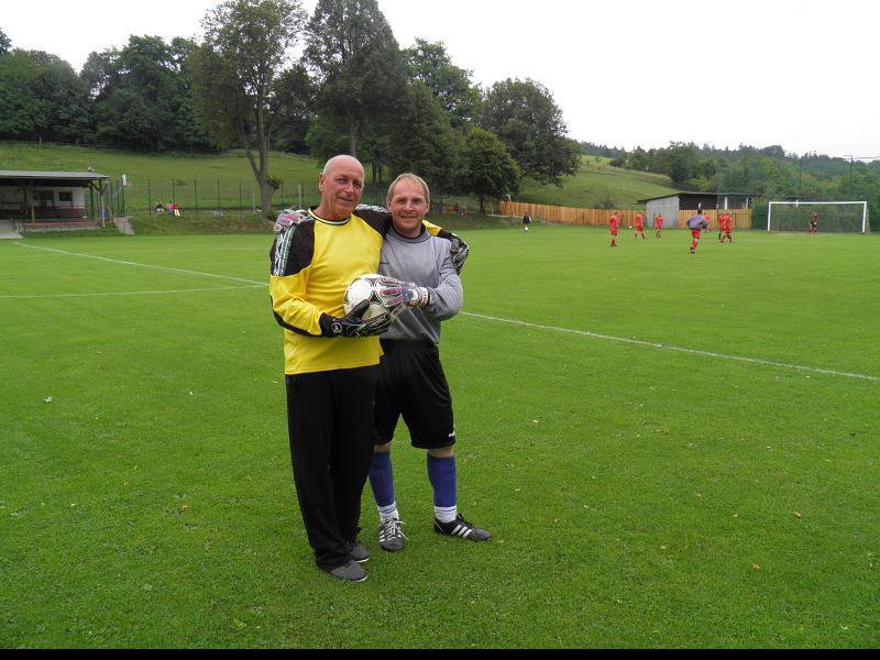 Fotbal - Stará Garda: Albrechtice, Třebářov, Tatenice - 14. července 2012 - I. část