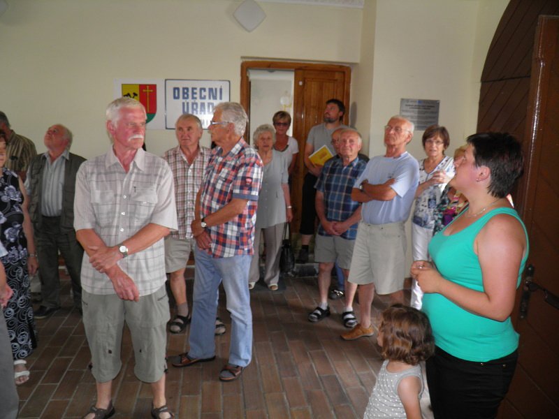Setkání seniorů při prohlídce zámku - 17. července 2015
