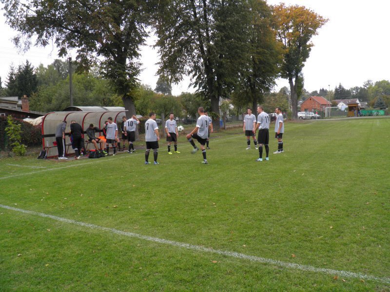 Fotbalisti TJ Sokol Tatenice - Řetová - 7. říjen 2018