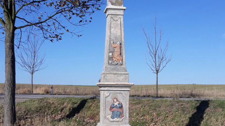 Restaurování kříže u silnice II/315 na Lubník 2018