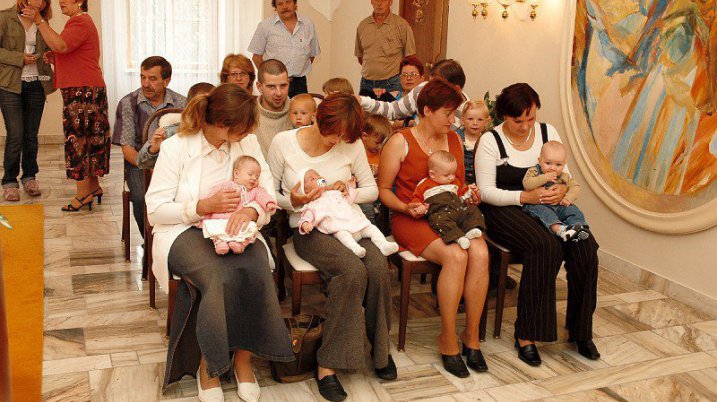 Svatby a vítání občánků v roce 2008