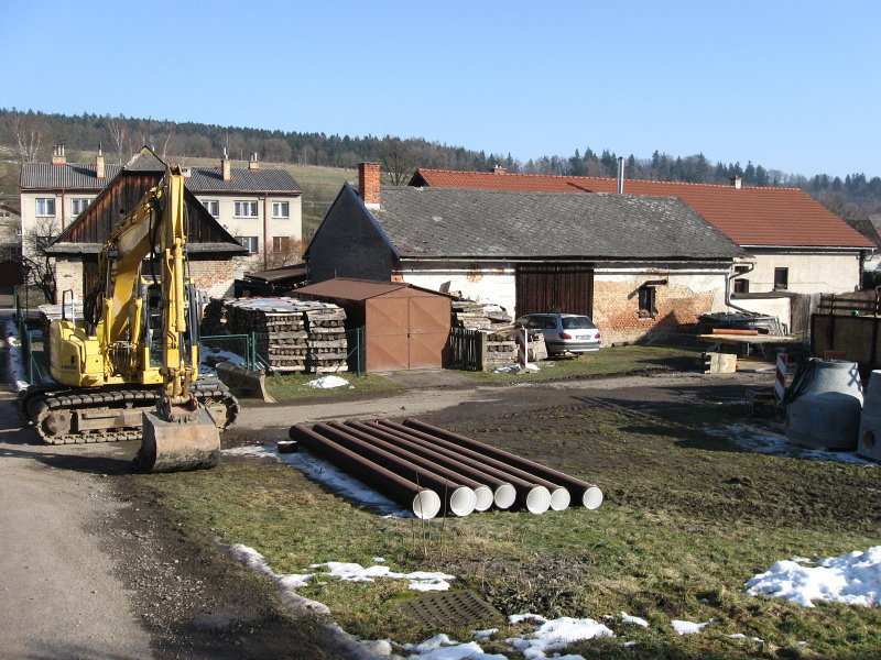 Stavba kanalizace a centrální čistírny odpadních vod - únor a březen 2015